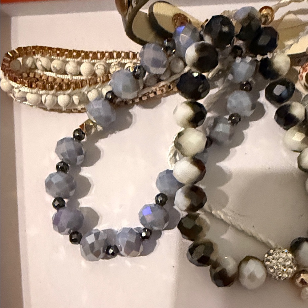 NWT Ashlyn & Rose Multi-Color Mixed Bead Bracelet Set - Picture 7 of 8